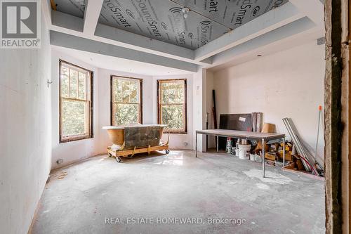 3025 Queen Street E, Toronto, ON - Indoor Photo Showing Other Room