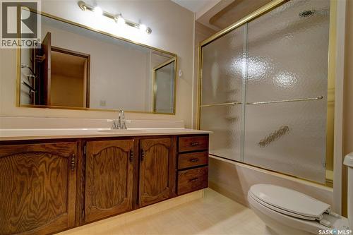 168 Plainsview Drive, Regina, SK - Indoor Photo Showing Bathroom