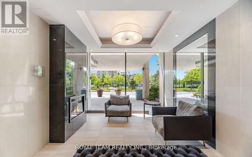 201 - 735 Don Mills Road, Toronto, ON - Indoor