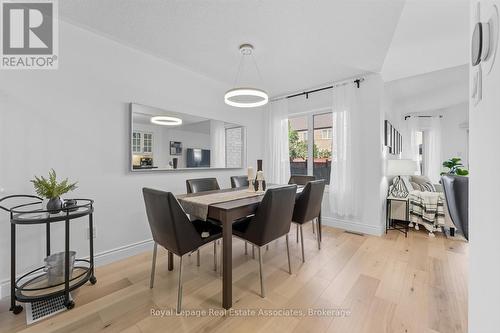443 Stonetree Court, Mississauga, ON - Indoor Photo Showing Dining Room