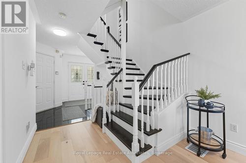 443 Stonetree Court, Mississauga, ON - Indoor Photo Showing Other Room