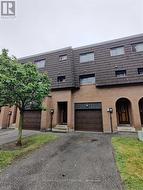 50 DARRAS COURT  Brampton, ON L6T 1W7