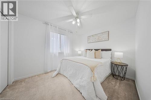 11 Renner Drive, Cambridge, ON - Indoor Photo Showing Bedroom