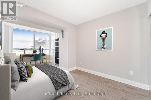 1511 - 550 Webb Drive, Mississauga, ON - Indoor