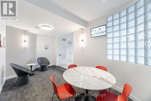 1511 - 550 Webb Drive, Mississauga, ON - Indoor Photo Showing Other Room