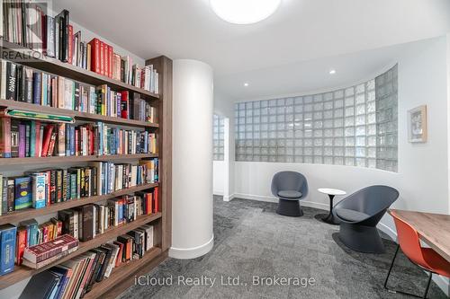 1511 - 550 Webb Drive, Mississauga, ON - Indoor Photo Showing Other Room