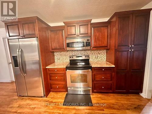 127 Jv Bonhomme Boulevard, Timmins (Tnw - Vic Heights), ON - Indoor Photo Showing Kitchen