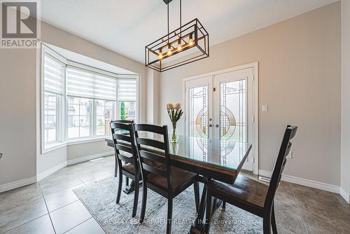 96 Hidden Ridge Crescent, Hamilton, ON - Indoor Photo Showing Dining Room