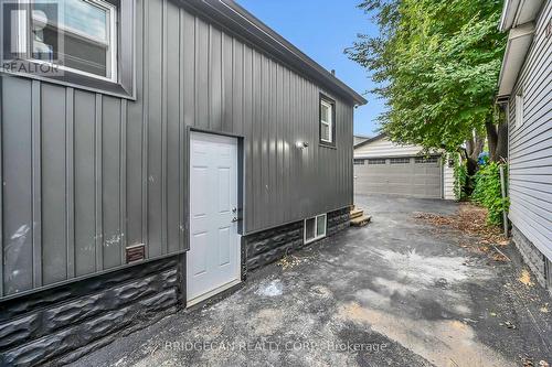 220 Grenfell Street, Hamilton, ON - Outdoor With Exterior