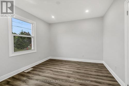 220 Grenfell Street, Hamilton, ON - Indoor Photo Showing Other Room