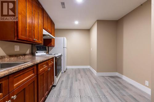Lower - 598 Mapledale Avenue, London North, ON - Indoor Photo Showing Kitchen