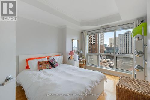 706 - 200 Rideau Street, Ottawa, ON - Indoor Photo Showing Bedroom