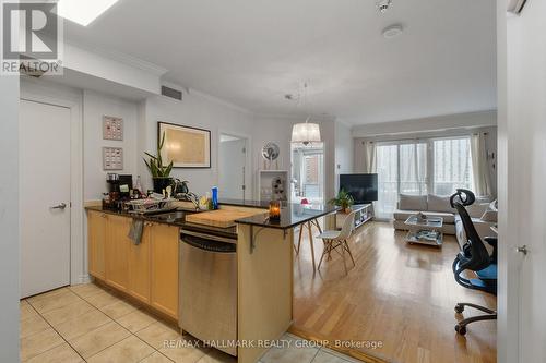 706 - 200 Rideau Street, Ottawa, ON - Indoor