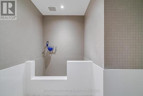 404 - 1285 Queen Street E, Toronto, ON -  Photo Showing Other Room