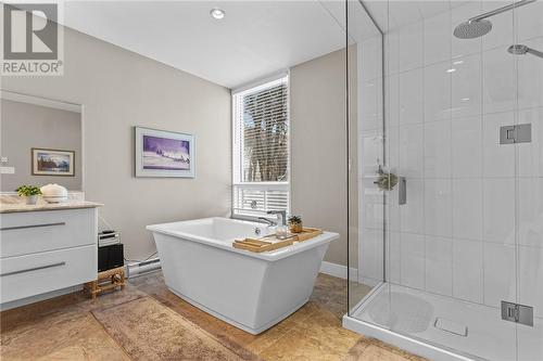 40 Lakeview Drive, Sudbury, ON - Indoor Photo Showing Bathroom