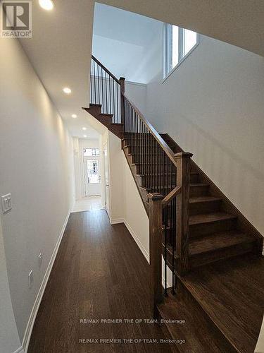 5 Abbey Crescent, Barrie, ON - Indoor Photo Showing Other Room