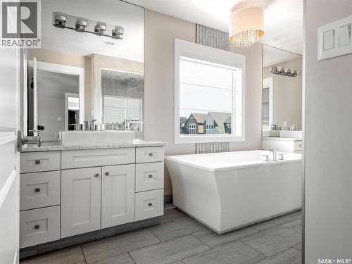 3633 Green Water Drive, Regina, SK - Indoor Photo Showing Bathroom