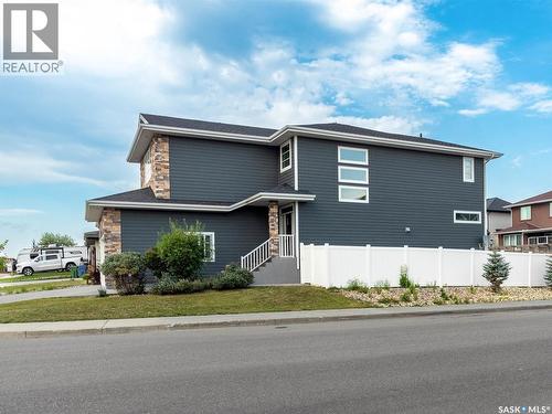 3633 Green Water Drive, Regina, SK - Outdoor