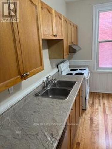 3 Elm Street, Ottawa, ON - Indoor Photo Showing Kitchen With Double Sink