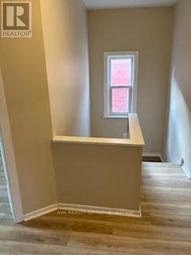 3 Elm Street, Ottawa, ON - Indoor Photo Showing Other Room