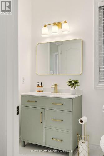 18 Mclean Avenue, Collingwood, ON - Indoor Photo Showing Bathroom