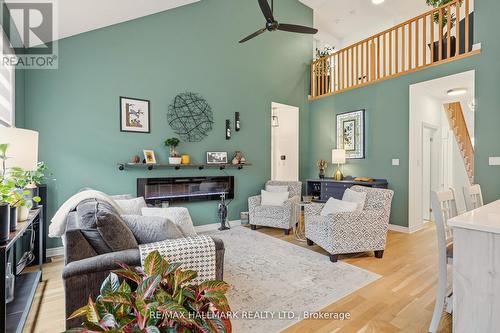 18 Mclean Avenue, Collingwood, ON - Indoor