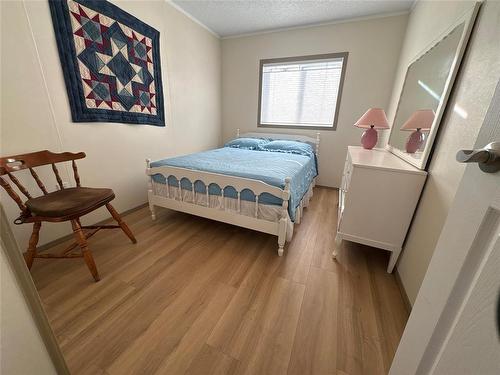 22 Redwing Bay, Brandon, MB - Indoor Photo Showing Bedroom