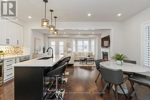 4061 Channing Crescent, Oakville, ON - Indoor