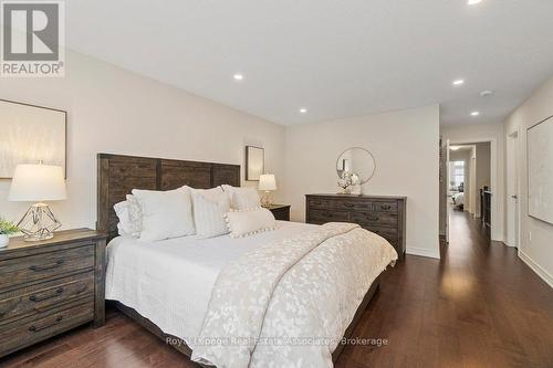 4061 Channing Crescent, Oakville, ON - Indoor Photo Showing Bedroom