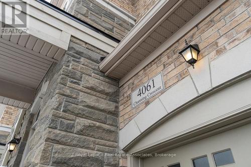 4061 Channing Crescent, Oakville, ON - Outdoor