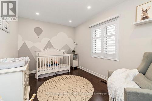 4061 Channing Crescent, Oakville, ON - Indoor Photo Showing Bedroom