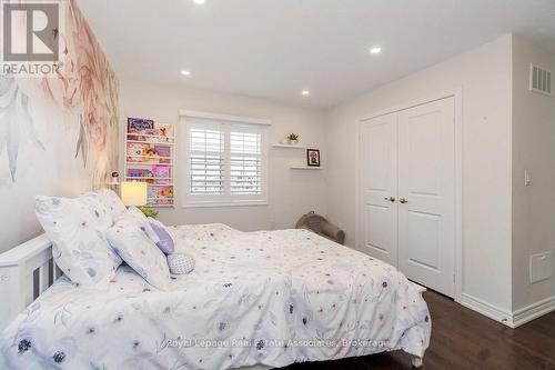 4061 Channing Crescent, Oakville, ON - Indoor Photo Showing Bedroom
