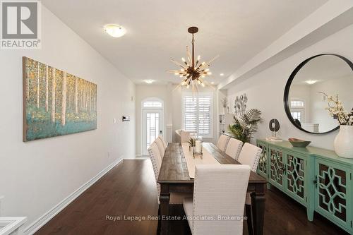 4061 Channing Crescent, Oakville, ON - Indoor Photo Showing Dining Room