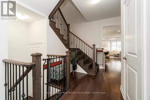 4061 Channing Crescent, Oakville, ON - Indoor Photo Showing Other Room