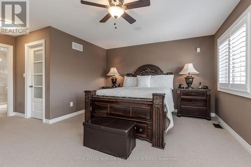264 Dorchester Drive, Grimsby, ON - Indoor Photo Showing Bedroom
