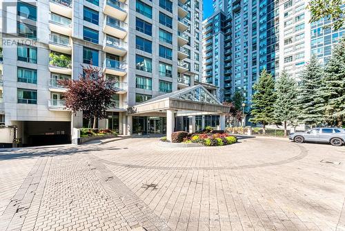 702 - 21 Hillcrest Avenue, Toronto, ON - Outdoor With Facade