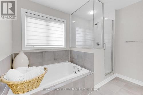 304 Buick Boulevard, Brampton, ON - Indoor Photo Showing Bathroom