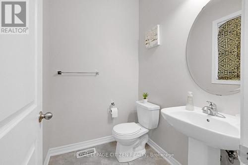 304 Buick Boulevard, Brampton, ON - Indoor Photo Showing Bathroom