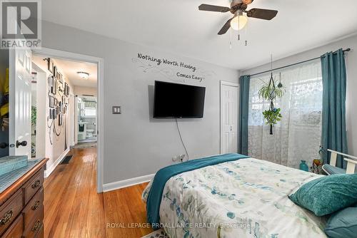 235 Farley Avenue, Belleville (Belleville Ward), ON - Indoor Photo Showing Bedroom
