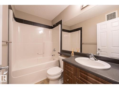 #103 655 Tamarack Rd Nw, Edmonton, AB - Indoor Photo Showing Bathroom