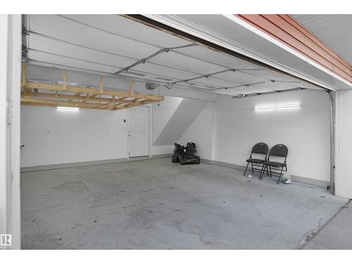 #103 655 Tamarack Rd Nw, Edmonton, AB - Indoor Photo Showing Garage