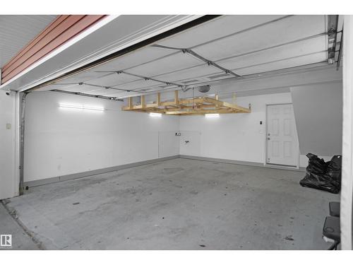 #103 655 Tamarack Rd Nw, Edmonton, AB - Indoor Photo Showing Garage
