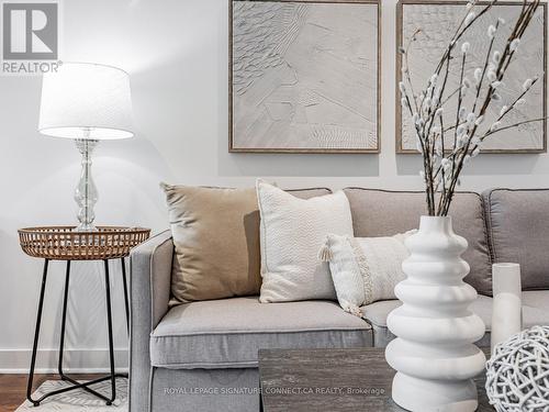 407 - 320 Richmond Street E, Toronto, ON - Indoor Photo Showing Other Room