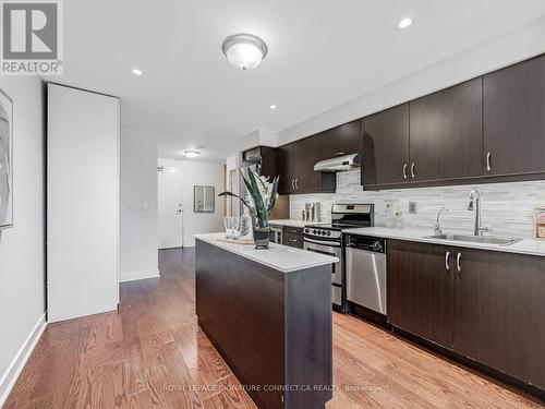 407 - 320 Richmond Street E, Toronto, ON - Indoor Photo Showing Kitchen
