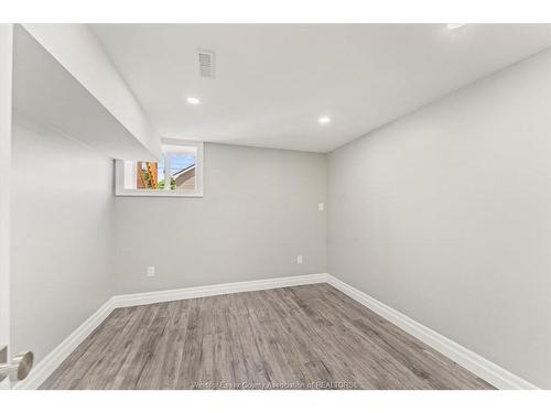 Lower-1439 Benjamin Avenue, Windsor, ON 