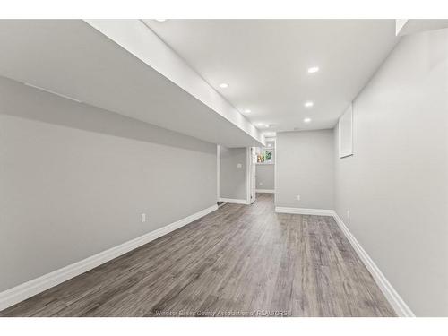 Lower-1439 Benjamin Avenue, Windsor, ON 