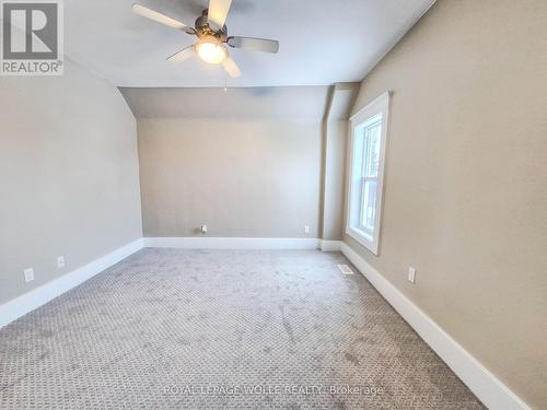 Living Room - 2 - 60 Betzner Avenue N, Waterloo, ON 