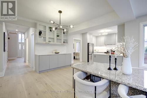4128 Tapestry Trail, Mississauga, ON - Indoor Photo Showing Kitchen