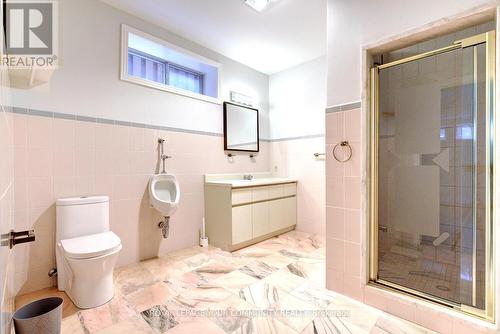 4128 Tapestry Trail, Mississauga, ON - Indoor Photo Showing Bathroom