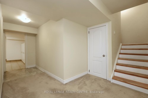 16-1021 Cedarglen Gate, Mississauga, ON - Indoor Photo Showing Other Room
